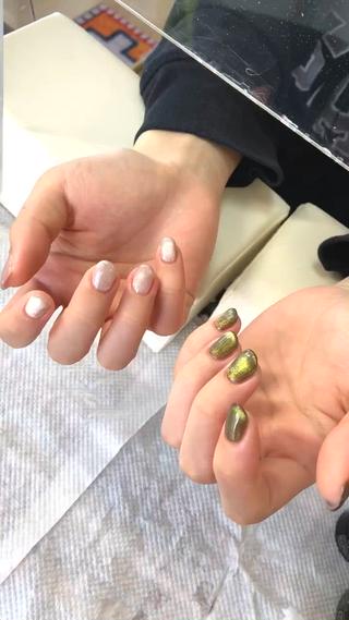 マグネットで左右色違いネイル♪v( ˘ω˘ )v♡︎


#マグネットネイル
#シンプルネイル
#2色ネイル 