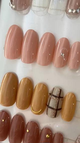 全30種類♪
最新のデザインボードです都度入れ替えがありますが、ご来店時にご提示いただければ既に入れ替えされた過去デザインも施術可能です
 