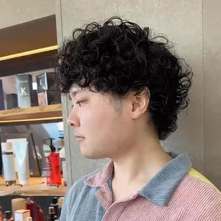 表参道で叶うメンズスタイルメンズの清潔感や男性らしさを追求します！お客様一人一人に丁寧な提案をいたします！

カルマパーマ/スペインカール/ツイストスパイラルパーマ/メンズ特化美容師/メンズ刈り上げ/表参道 