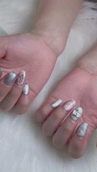 パーツ追加
カラー追加
今はやりのマグネットネイル 