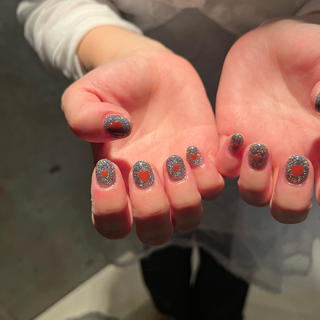 フラッシュ×ハート

色の組み合わせとても好きです
フラッシュは実際に見ていただきたいです

いつもありがとうございます 