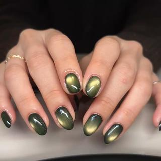 ネイル 徳山 里美のネイルデザイン