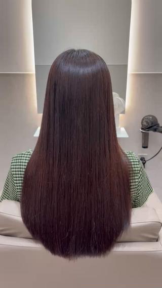 セミロング 乾かしただけで艶髪✨ 縮毛矯正天王寺はやとのヘアスタイル