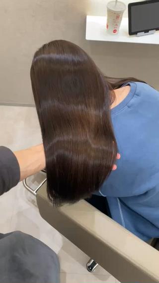 セミロング 乾かしただけで艶髪✨ 縮毛矯正天王寺はやとのヘアスタイル