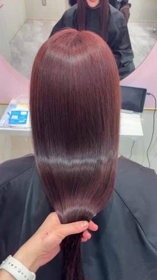 冬に人気なワインレッド
ワンカラーでもお色味出せます 