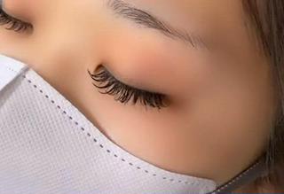 マツエク・マツパ まつげとまゆげのお店carino所属・carino carino.nのマツエク・マツパデザイン