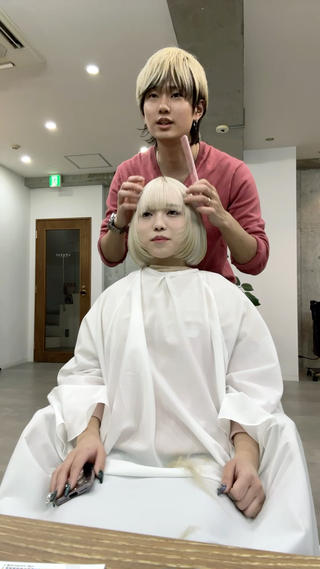 乾かすだけでまとまるボブ/ショートボブ/ミニボブ/ウルフヘア/ブリーチなしカラー/ワンホンヘア/レイヤーカット/ワンカールで可愛い/韓国風レイヤー/ワンホンレイヤー/インナーカラー/隠せるインナーカラー/結んで隠せるインナーカラー/バレないインナーカラー/フェイスレイヤー/ウルフレイヤー/ボブウルフ/くびレイヤー 