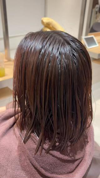 ミディアム カラー 松尾 彩美華のヘアスタイル