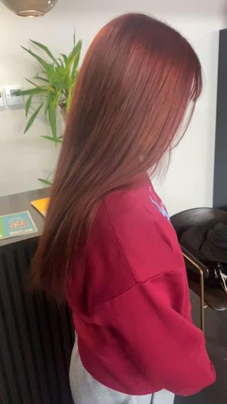 セミロング カラー Emitas.柳通り店所属・山﨑 大暉【ダブルカラー】のヘアスタイル