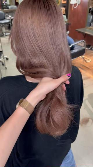 最先端ダメージレス紙質改善
こだわりの薬剤と選定で憧れのサラサラヘアに
是非一度体感してください♡♡♡