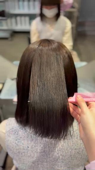 ミディアム 桂 奈穂のヘアスタイル