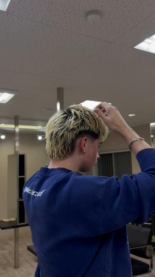 ショート メンズ TIDEHAIR 志羽のヘアスタイル