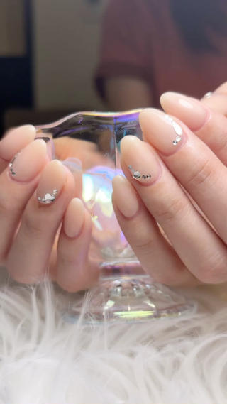 ネイル EmaNail肥後橋店所属・EmaNail 肥後橋店🤍YURIのネイルデザイン