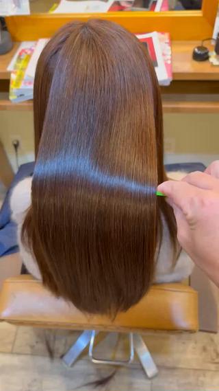 毎日ヘアオイル沢山つけてアイロンやブローをして、朝時間もなく大変結局結んでしまうなんて事が日常に有りませんか？
結んでしまい髪型への関心が薄れてないですか？
髪の広がり、くせ毛、ダメージ、エイジング様々なお悩みあると思います
しかし皆さんどっかで毎日髪型、髪質に対してコンプレックありますよね？
そんな方はすぐに髪質改善酸性ストレートをやって見てください仕上がり綺麗すぎて感動と喜びを感じてみてください
このストレートは熱が、味方になってくれるので、ご自宅でのドライヤーやアイロンをすると更に綺麗になります
1度では難しいケースも2回目、3回目と綺麗にして行く事も出来ます 