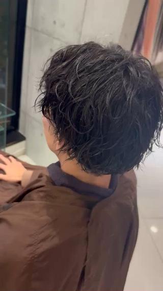 緩めの波巻きパーマ 