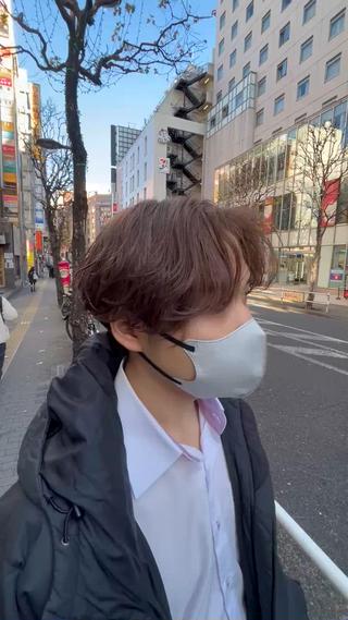 韓国メンズヘア/韓国風センターパート/フェザーマッシュ/カルマパーマ/ダウンパーマ 