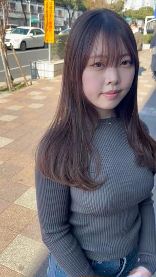 ローレイヤー×ベージュカラー
内巻きワンカールがしやすいレイヤーです 