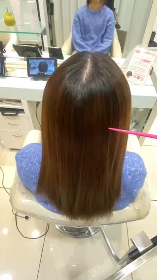 乾かしただけでツヤサラ︎︎⟡.·⁡縮毛矯正
⁡
トリートメントミスト_アルタイム
⇒髪内部の脂質補修をしてくれるので、パサつきなど気になる方にオススメ ͗ ͗ 