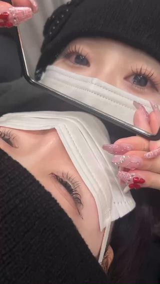 マツエク・マツパ nanami  ︎︎のマツエク・マツパデザイン