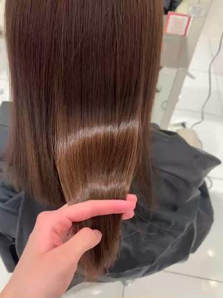 ミディアム ワタナベ アオイのヘアスタイル