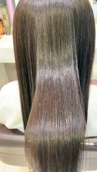 ロング カラー パーマ ヘアアレンジ ハイトーンカラー🤍 山下 優華のヘアスタイル