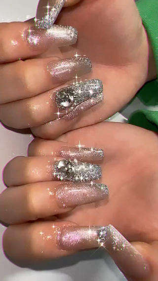 ロング mao .のネイルデザイン