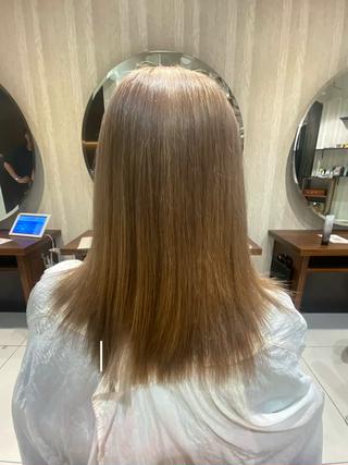 綺麗な髪は好きですか?!
綺麗な髪になりたいと思いませんか?!
綺麗な髪を諦めていませんか?
どんな方でも安心下さい!!