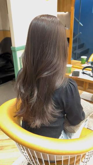 秋冬にやりたい
透明感グレージュカラー 