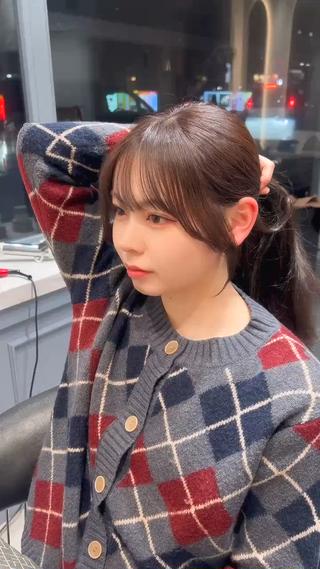 ダークベージュと長め顔まわりが可愛い 