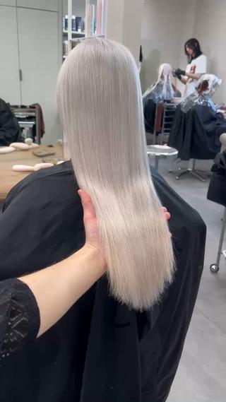 ロング カラー ヘアアレンジ beleza scelto所属・ハイトーン特化 ♡shoka♡のヘアスタイル