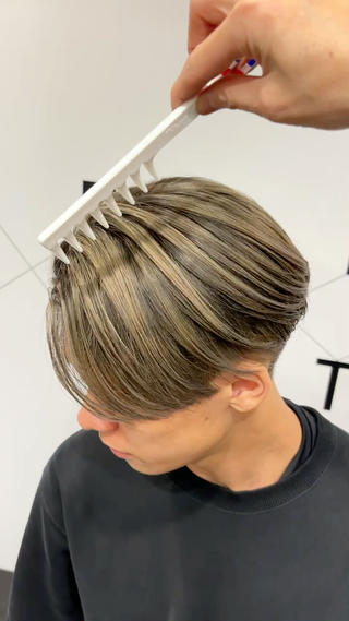 #広島バレイヤージュ
#メンズシャドールーツ広島 