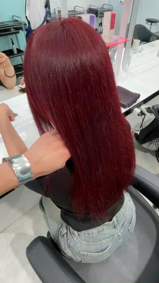 ロング カラー エフェクトブリーチ／ レイヤーカット／翔のヘアスタイル