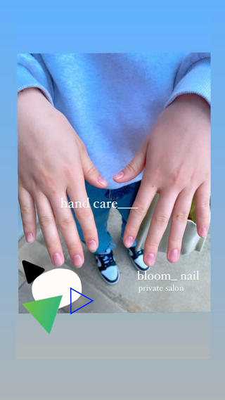 hand care + 補強ベースコート仕上げ
＿＿＿＿＿＿＿＿＿＿＿＿＿＿＿＿＿＿
自爪をキレイに見せたい
ジェルは苦手
甘皮をなんとかしたい
ジェルをオフしたあとの自爪のケアをしたい

って方にオススメのメニューです
補強効果のある透明のベースコートを塗布して
ピカピカキラキラに

#ハンドケア#ファイリング#ベースコート#補強効果あり#甘皮周りのお手入れ#大阪府#松原市#堺市#長居#あびこ#中百舌鳥#北花田#堺市北区#平野 