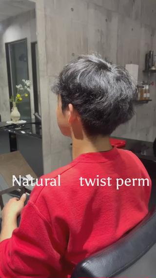 ショート パーマ メンズ PLUSISM Velen所属・高橋嵐 プラスイズムヴェレンのヘアスタイル