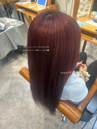 wine red

深みがあるので大人っぽいカラーです 