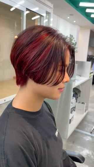 ショート カラー 堀江/心斎橋/西大橋 四ツ橋【Vers】のヘアスタイル
