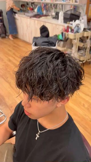 ショート パーマ メンズ 湘南のパーマ職人 🔥清水琉葵🔥のヘアスタイル