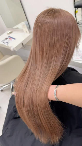 ロング カラー AITOKYO Ｓ渋谷所属・渋谷/ハイトーン/ ブリーチ/歩夢のヘアスタイル