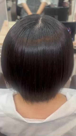 この季節になると気になるのが、パヤパヤとした髪の毛ですよね、、！
パヤパヤ毛がなくなり、ツヤツヤ 