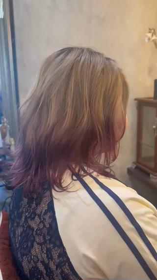 ガーネットピンクが可愛いエンドカラー　
（デザインカラー塗り分け＋¥3,000） 