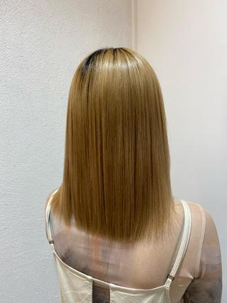 ブリーチ3回でもこのツヤ感が出ます 