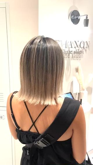 ミディアム emanon横浜所属・褒められヘアー ERI✨のヘアスタイル