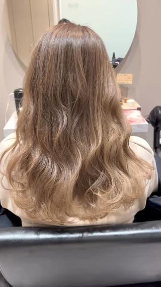 ロング カラー emanon横浜所属・褒められヘアー ERI✨のヘアスタイル
