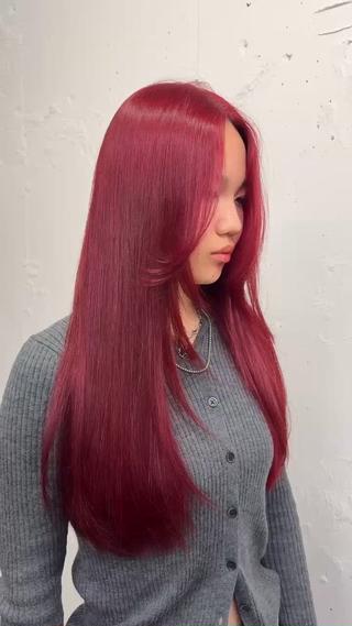 レッド　レイヤーカット 