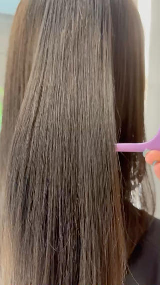 cut / layer 
color / olive brown 
straight perm / 髪にドラマを。 