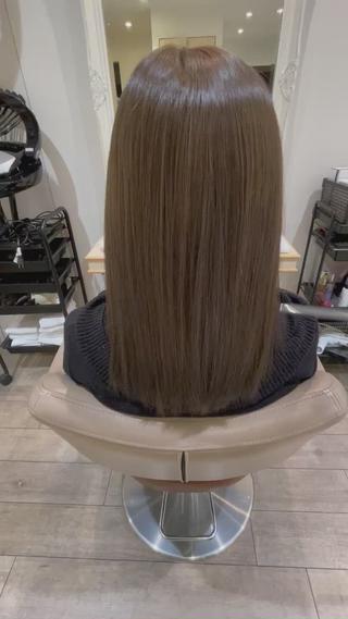 髪質改善トリートメントです。縮毛矯正ではないのでおまちがえなく！
艶がほしい、ダメージを、なくしたい方にオススメです。 