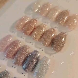 大流行中のenoiダイヤモンドフラッシュ入荷いたしました


ダイヤモンドを閉じ込めたような、

パワーアップした輝きに仕上がります。

フラッシュの有無関係なく手元が綺麗に見える、

唯一無二のキラキラ感。

  