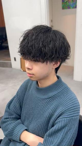 パーマ メンズ シャドウパーマ/ 波巻パーマYu-Kiのヘアスタイル