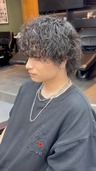 パーマ メンズ シャドウパーマ/ 波巻パーマYu-Kiのヘアスタイル