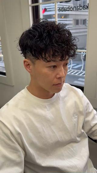 パーマ メンズ シャドウパーマ/ 波巻パーマYu-Kiのヘアスタイル